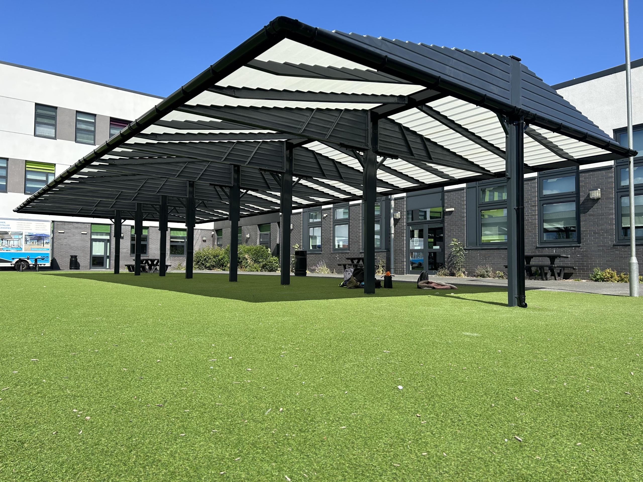 Multipurpose outdoor space for Allestree Woodlands School